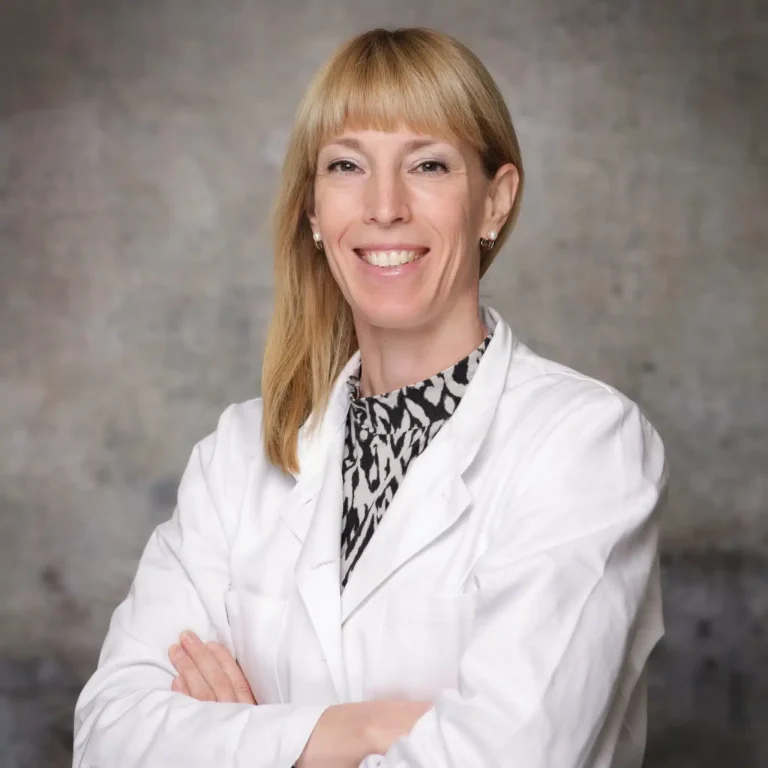 Dr. Yvonne Brühl